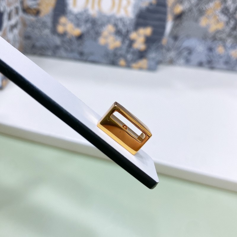 chr1st1an D10r belts